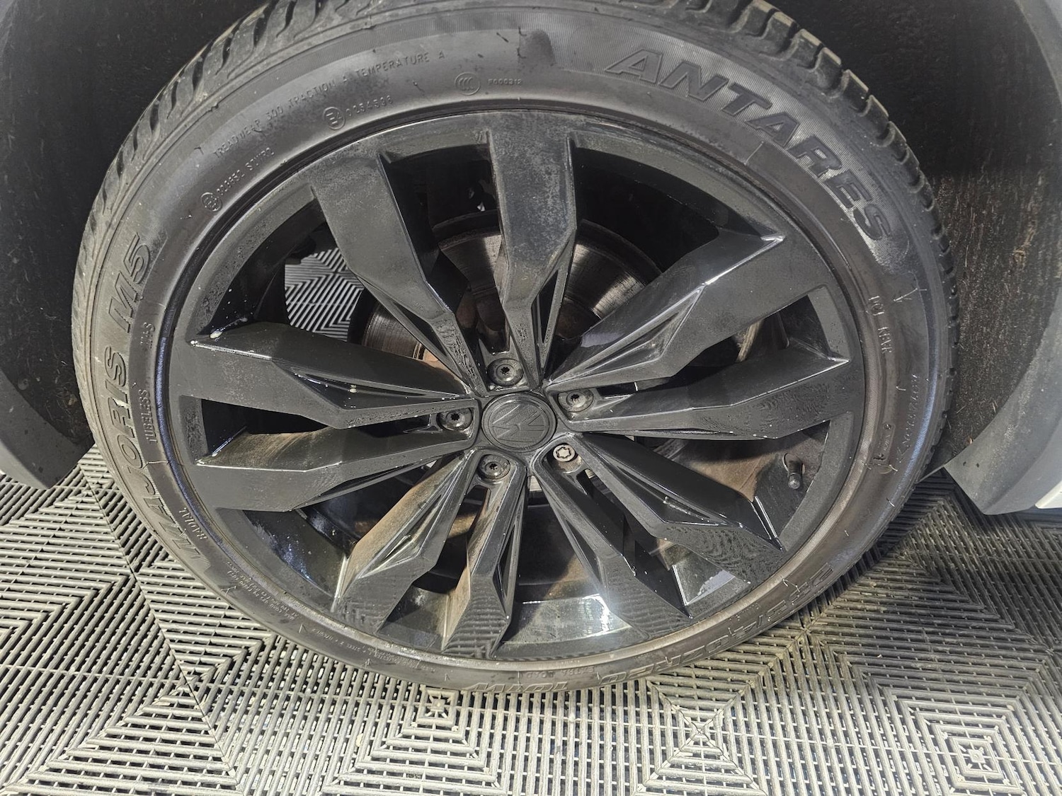 Used Volkswagen Tiguan 2018 for sale - 77702872: Photo 7