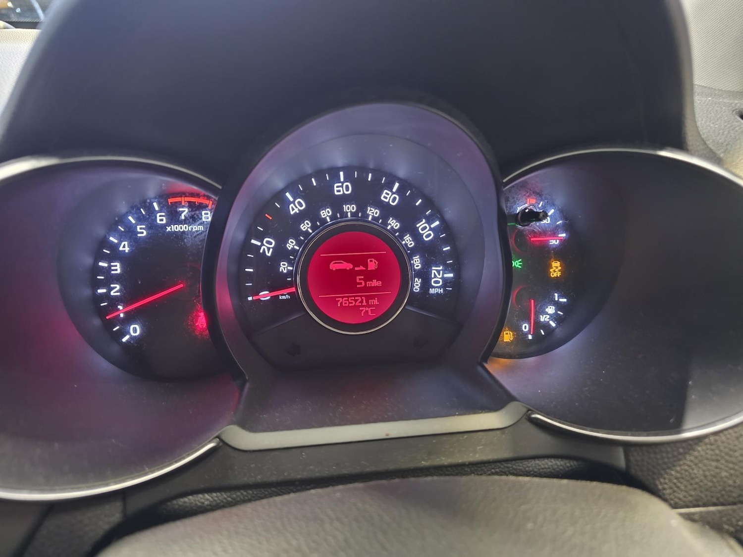 Used Kia Picanto 2015 for sale - 76684833: Photo 27