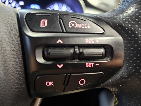 Used Kia Stonic 2018 for sale - 76316996: Photo 24