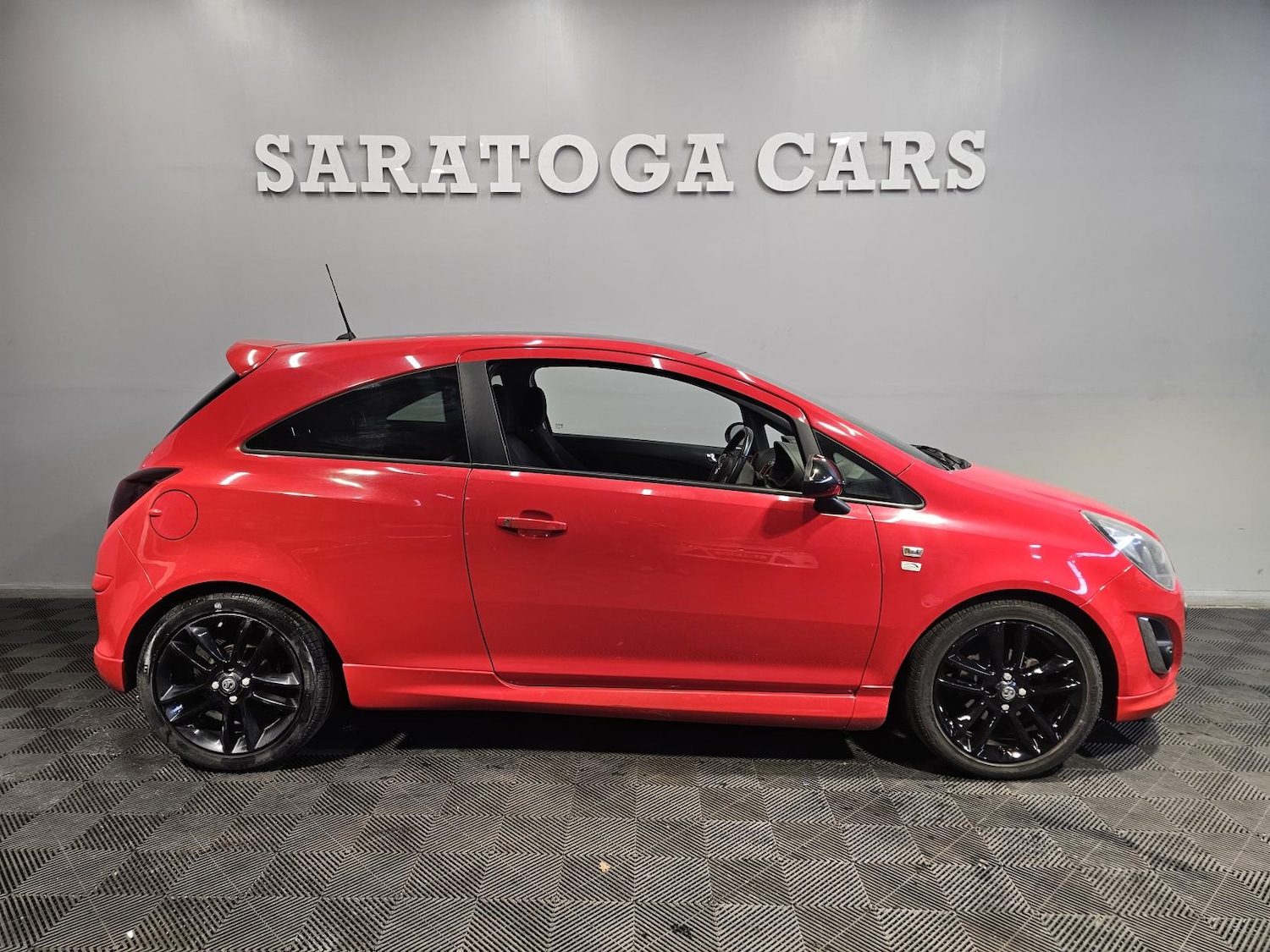 Used Vauxhall Corsa 2013 for sale - 77702874: Photo 2