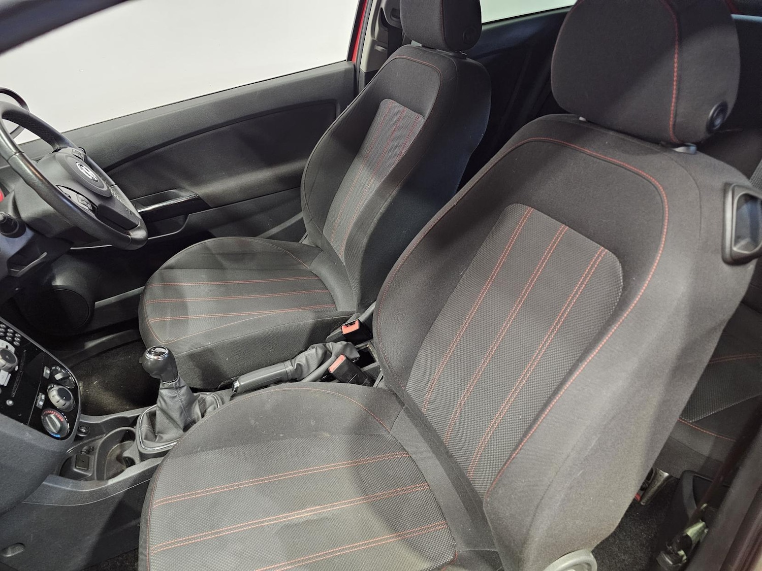 Used Vauxhall Corsa 2013 for sale - 77702874: Photo 8