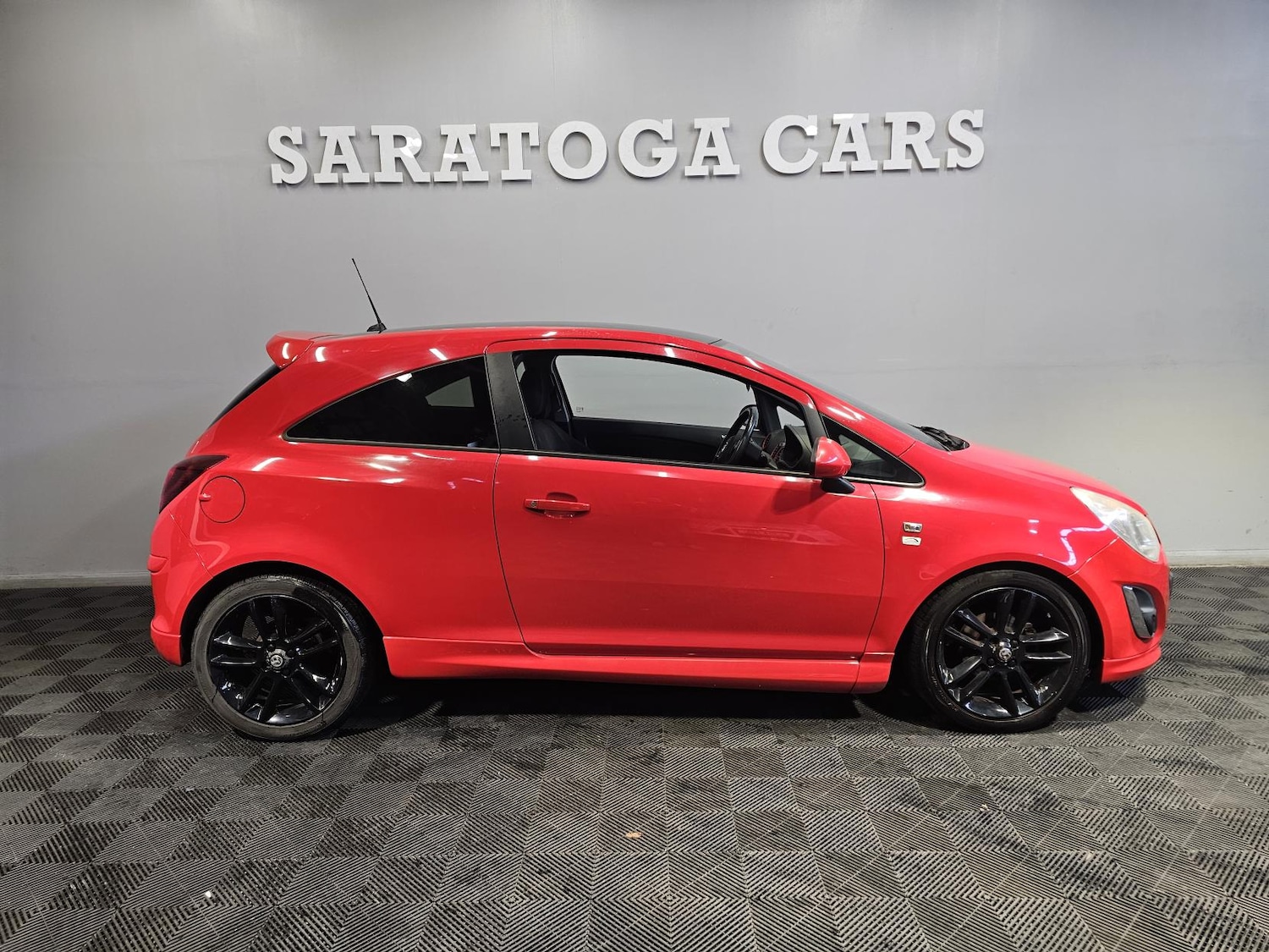 Used Vauxhall Corsa 2011 for sale - 77584970: Photo 2