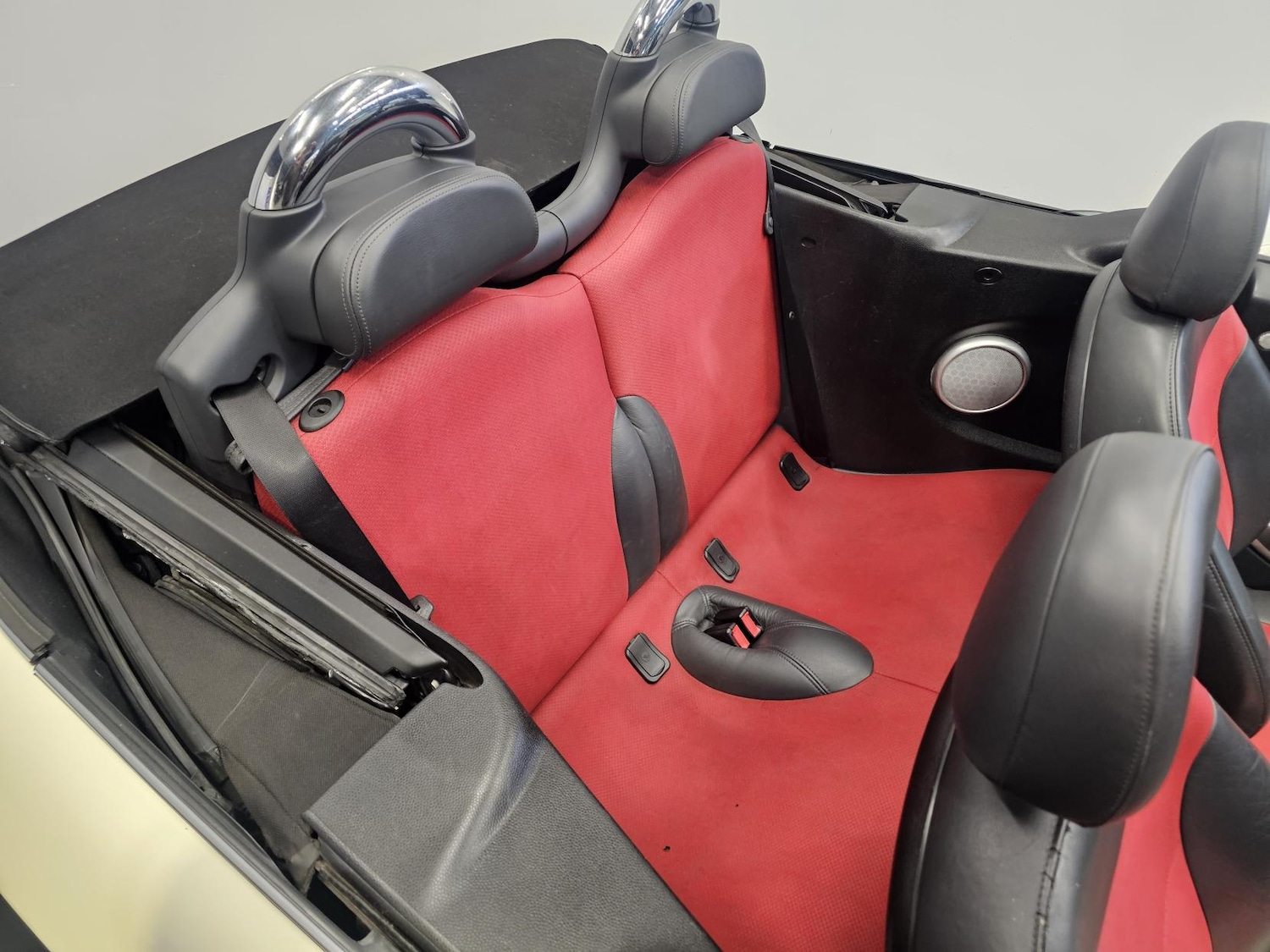 Used MINI Convertible 2006 for sale - 77235618: Photo 26