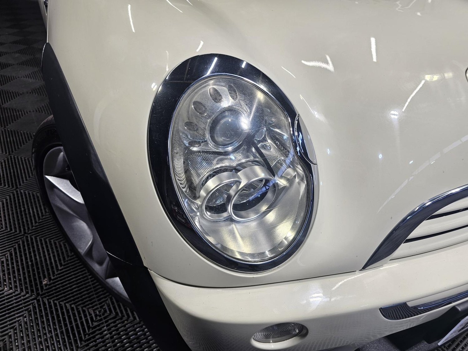 Used MINI Convertible 2006 for sale - 77235618: Photo 28