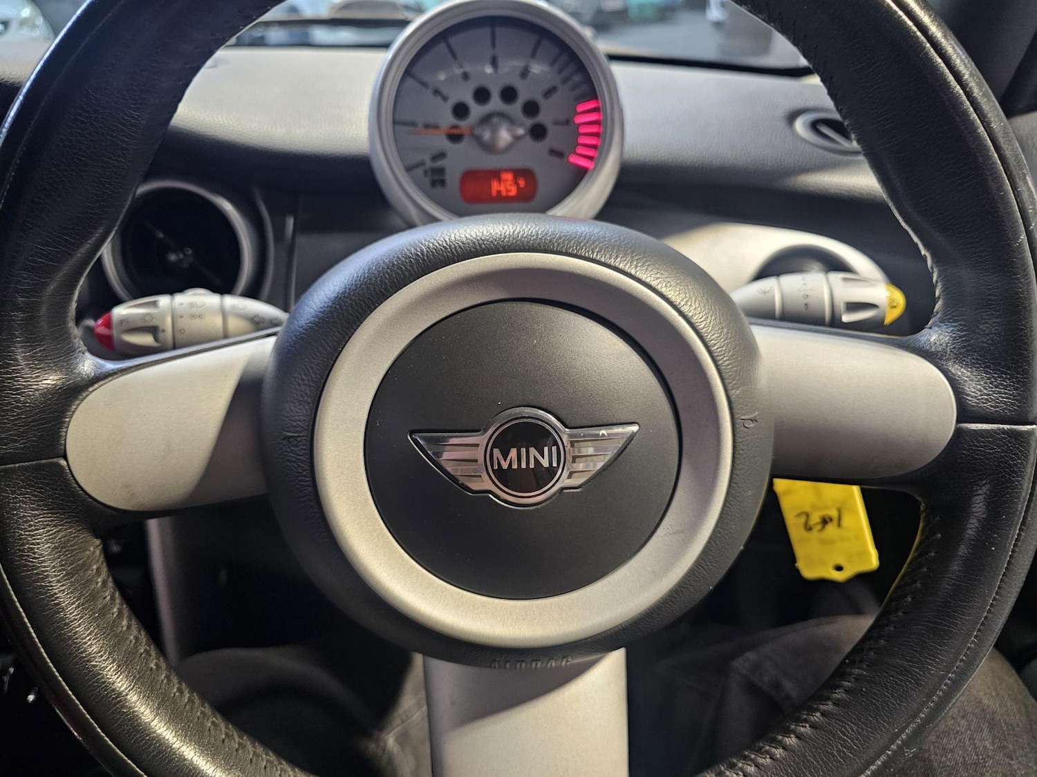 Used MINI Convertible 2006 for sale - 77235618: Photo 33