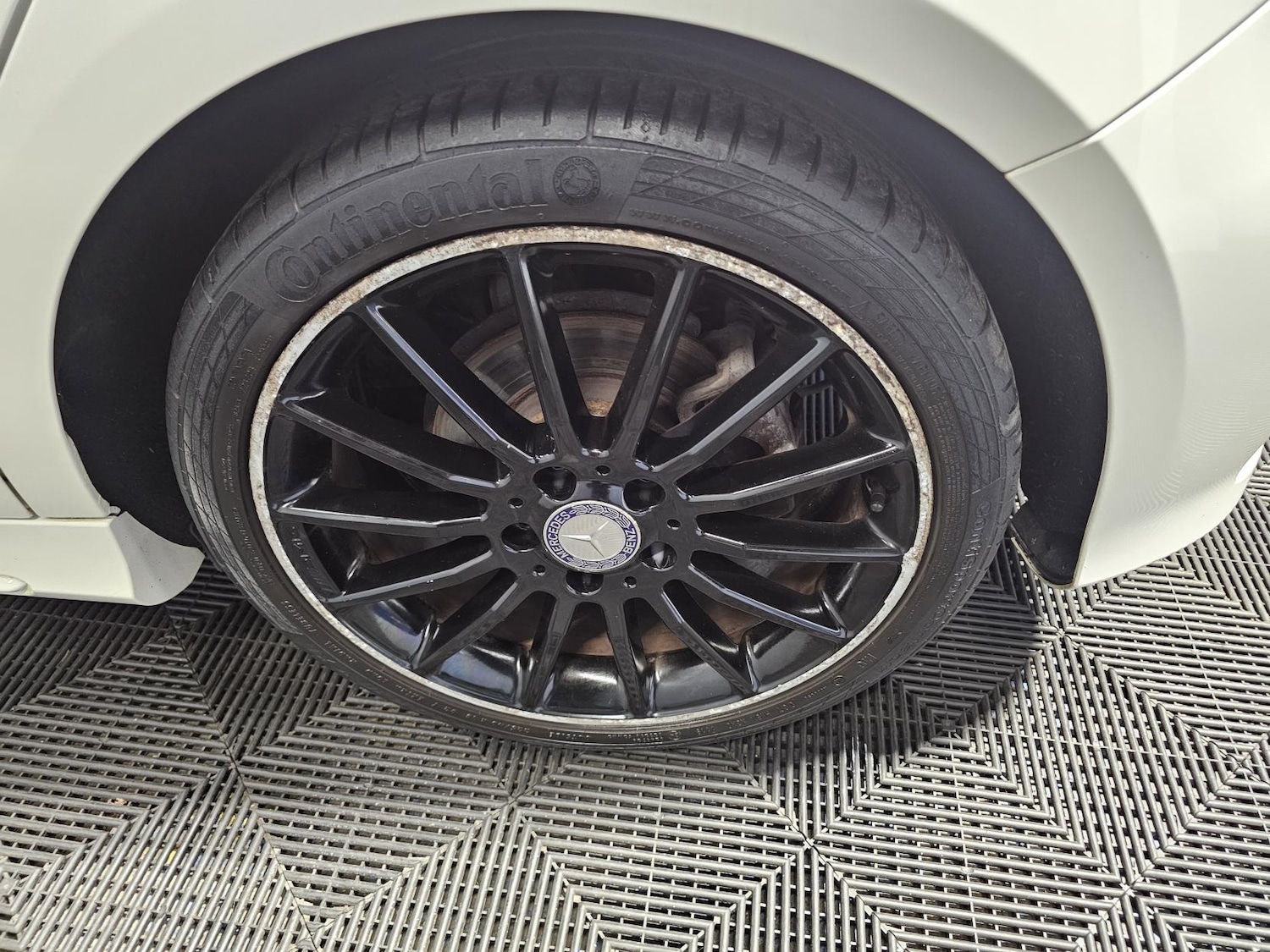 Used Mercedes-Benz A-Class 2014 for sale - 77160794: Photo 42