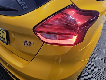 Used Ford Focus 2017 for sale - 79186352: Photo