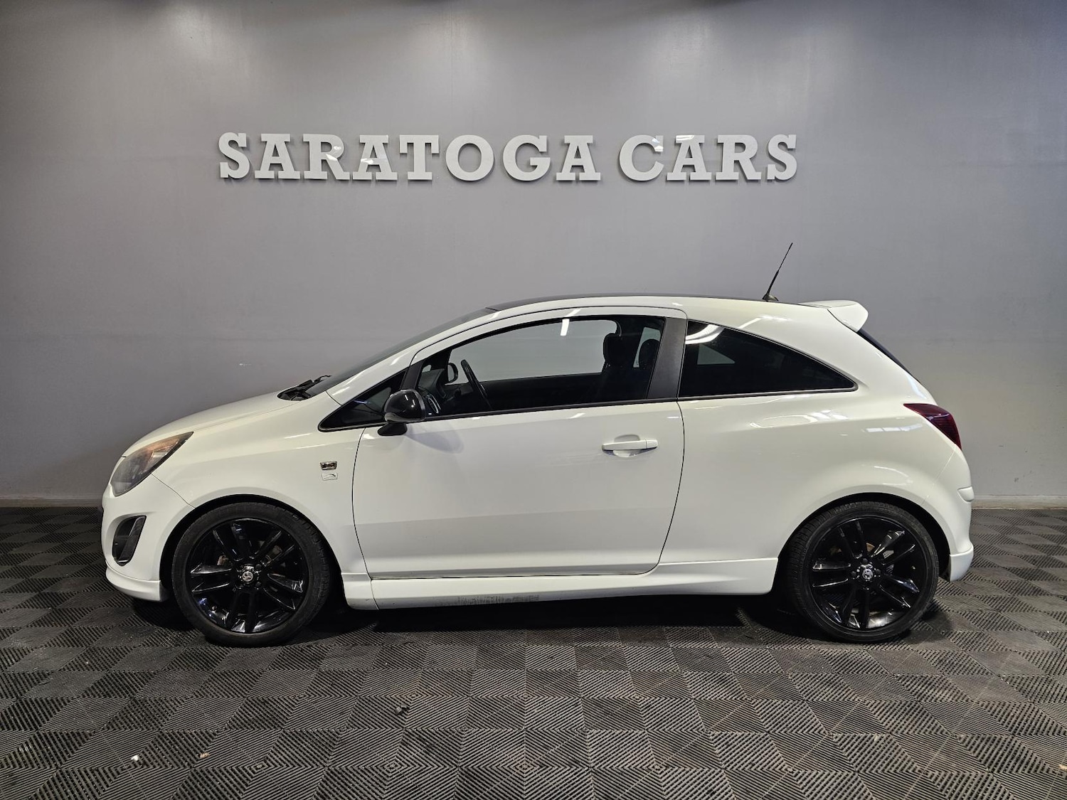 Used Vauxhall Corsa 2013 for sale - 77476647: Photo 2