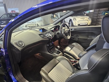 Used Ford Fiesta 2015 for sale - 77519432: Photo