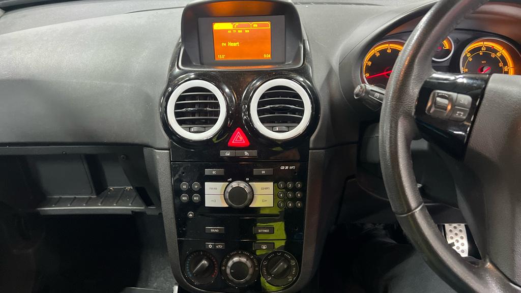 Used Vauxhall Corsa 2012 for sale - 76340765: Photo 11