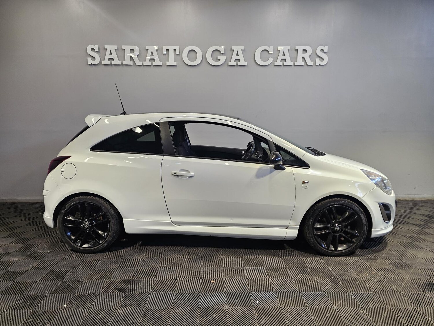 Used Vauxhall Corsa 2013 for sale - 77975658: Photo 4