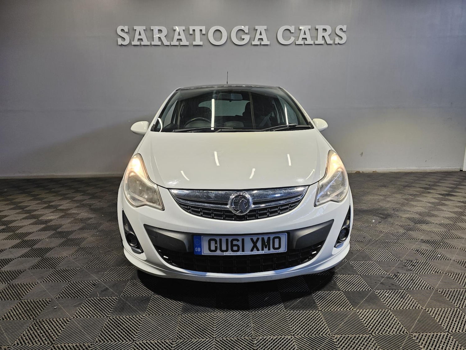 Used Vauxhall Corsa 2011 for sale - 77312472: Photo 2