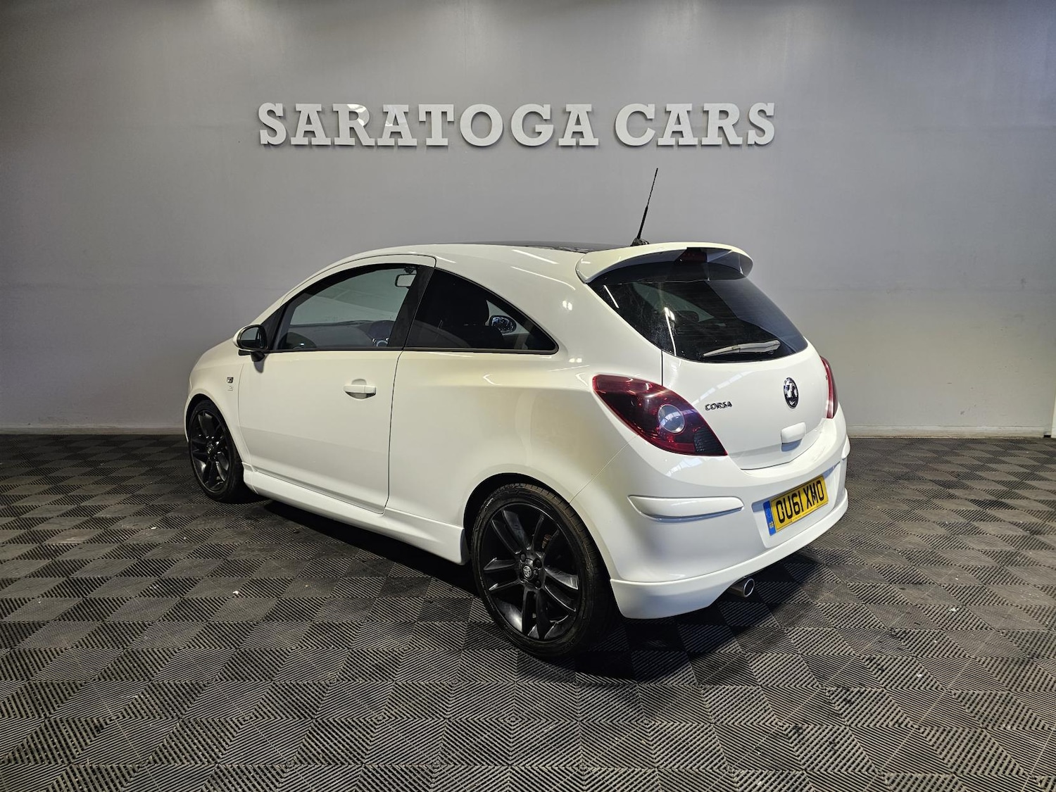 Used Vauxhall Corsa 2011 for sale - 77312472: Photo 3