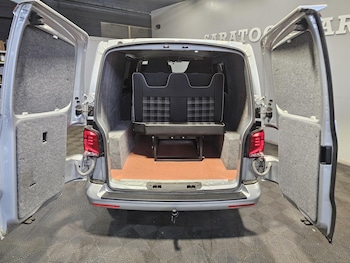 Used Volkswagen Transporter 2021 for sale - 79459943: Photo