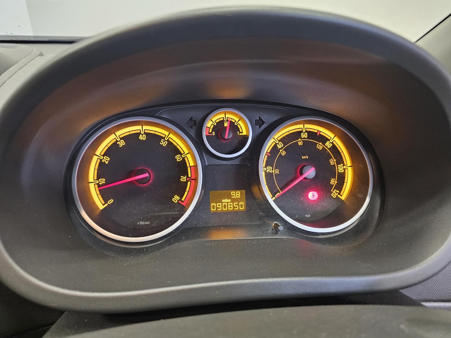 Used Vauxhall Corsa 2013 for sale - 76312648: Photo 24