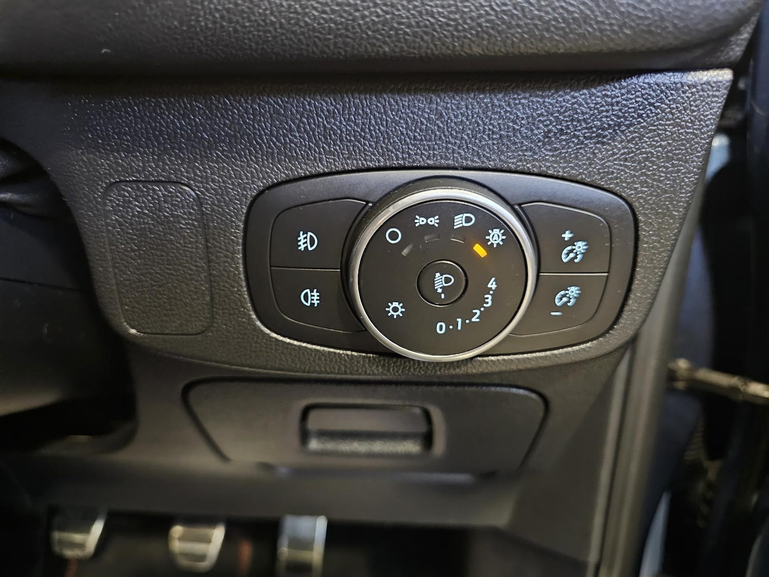 Used Ford Focus 2020 for sale - 76571945: Photo 31