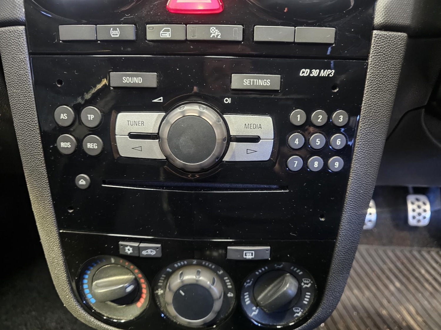 Used Vauxhall Corsa 2014 for sale - 77233716: Photo 19