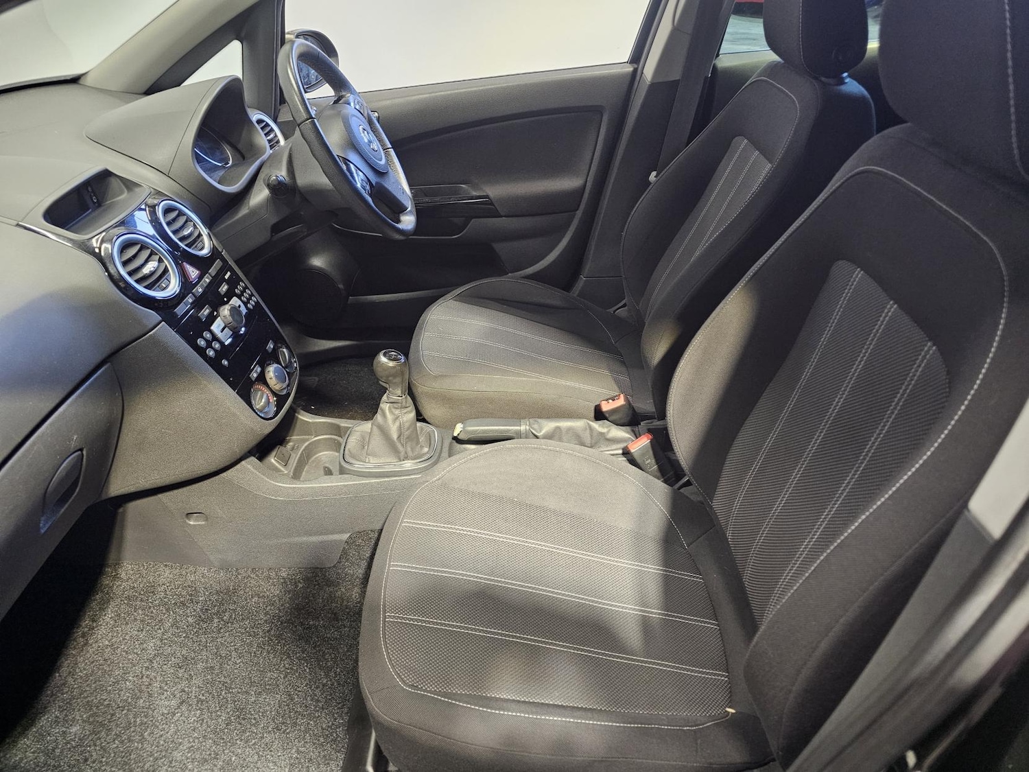 Used Vauxhall Corsa 2014 for sale - 77233716: Photo 24