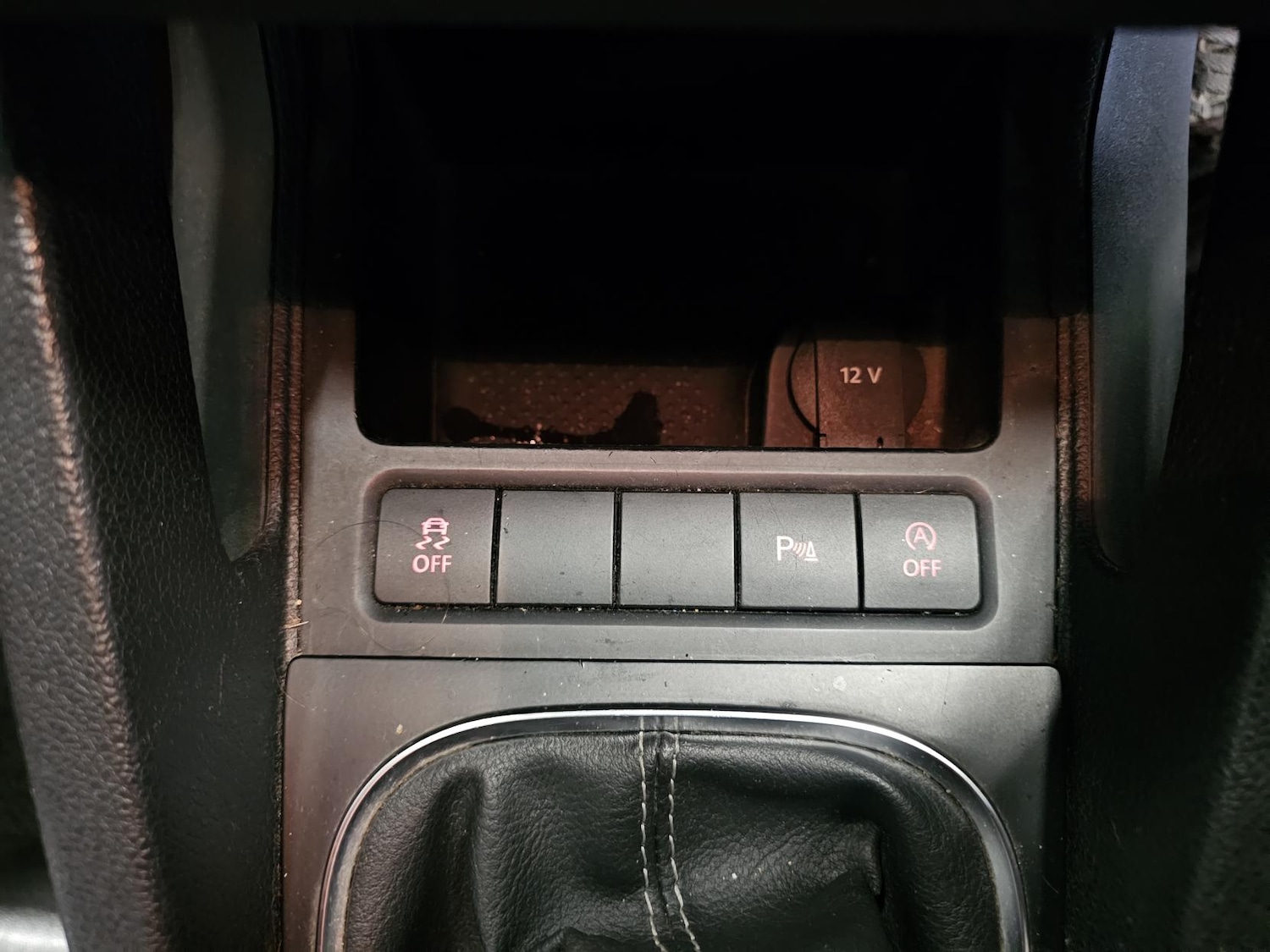 Used Volkswagen Scirocco 2015 for sale - 77632695: Photo 16