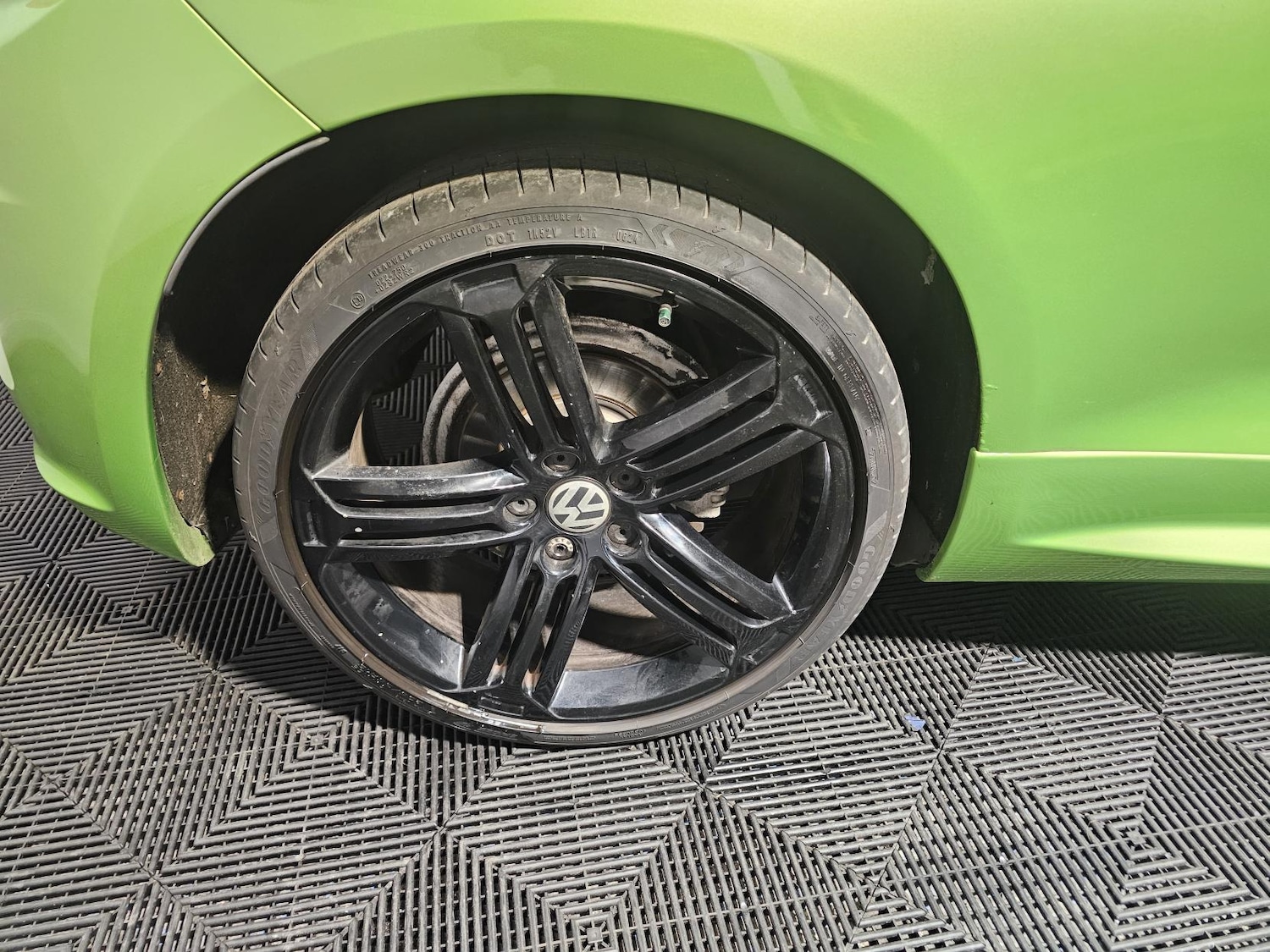 Used Volkswagen Scirocco 2015 for sale - 77632695: Photo 28