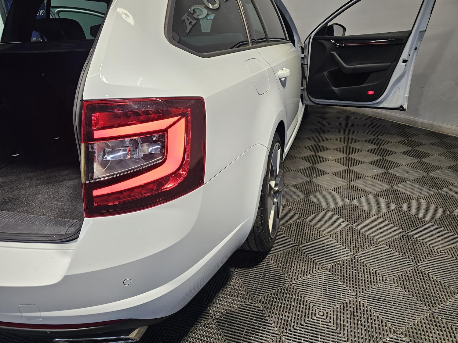 Used Skoda Octavia 2019 for sale - 77435305: Photo 11