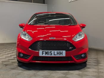Used Ford Fiesta 2015 for sale - 79703580: Photo