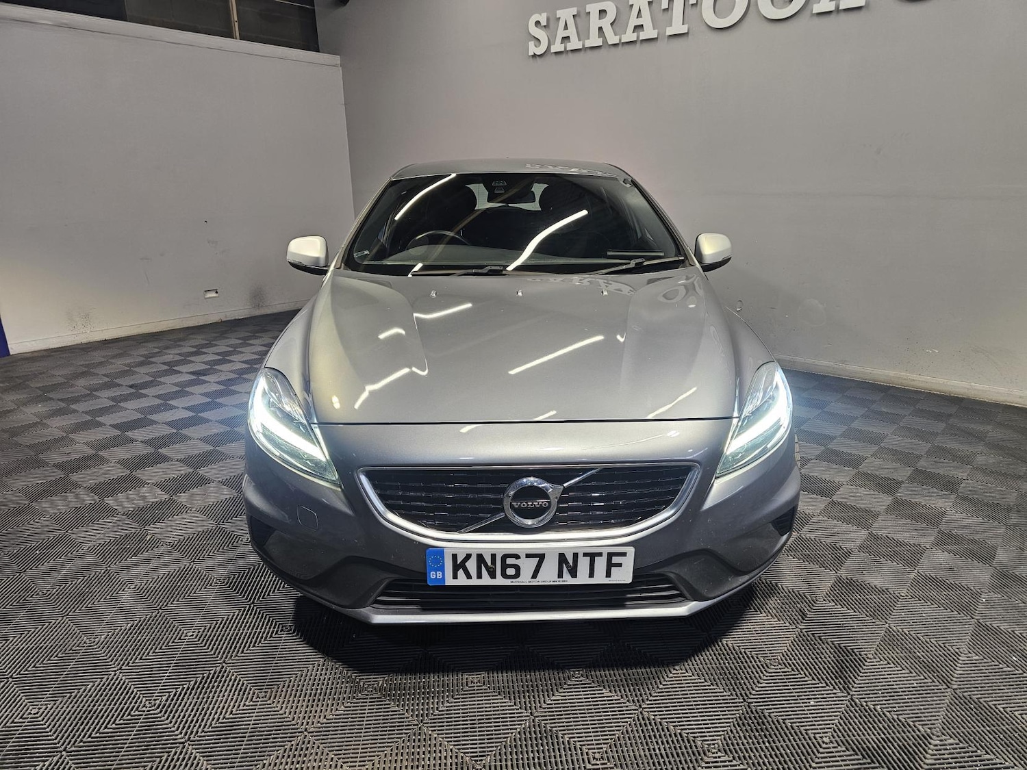 Used Volvo V40 2017 for sale - 76807342: Photo 46