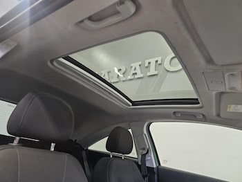 Used Vauxhall Corsa 2015 for sale - 76507892: Photo