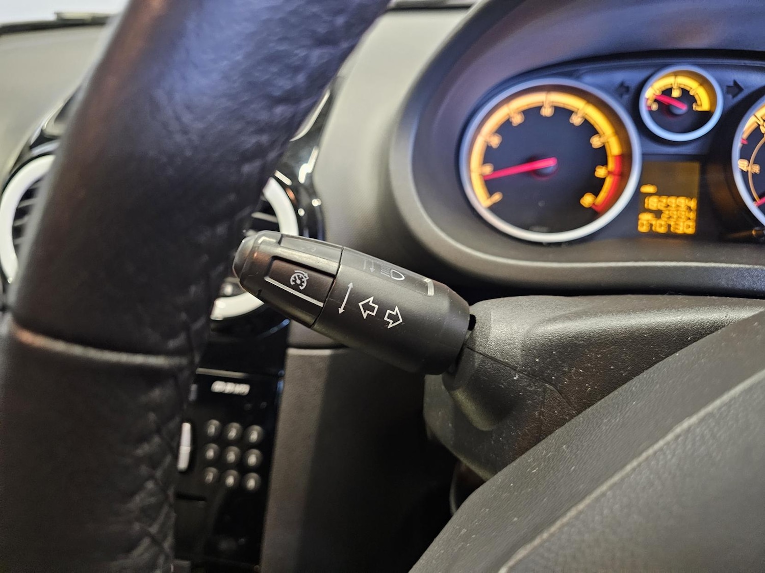 Used Vauxhall Corsa 2012 for sale - 77312483: Photo 10