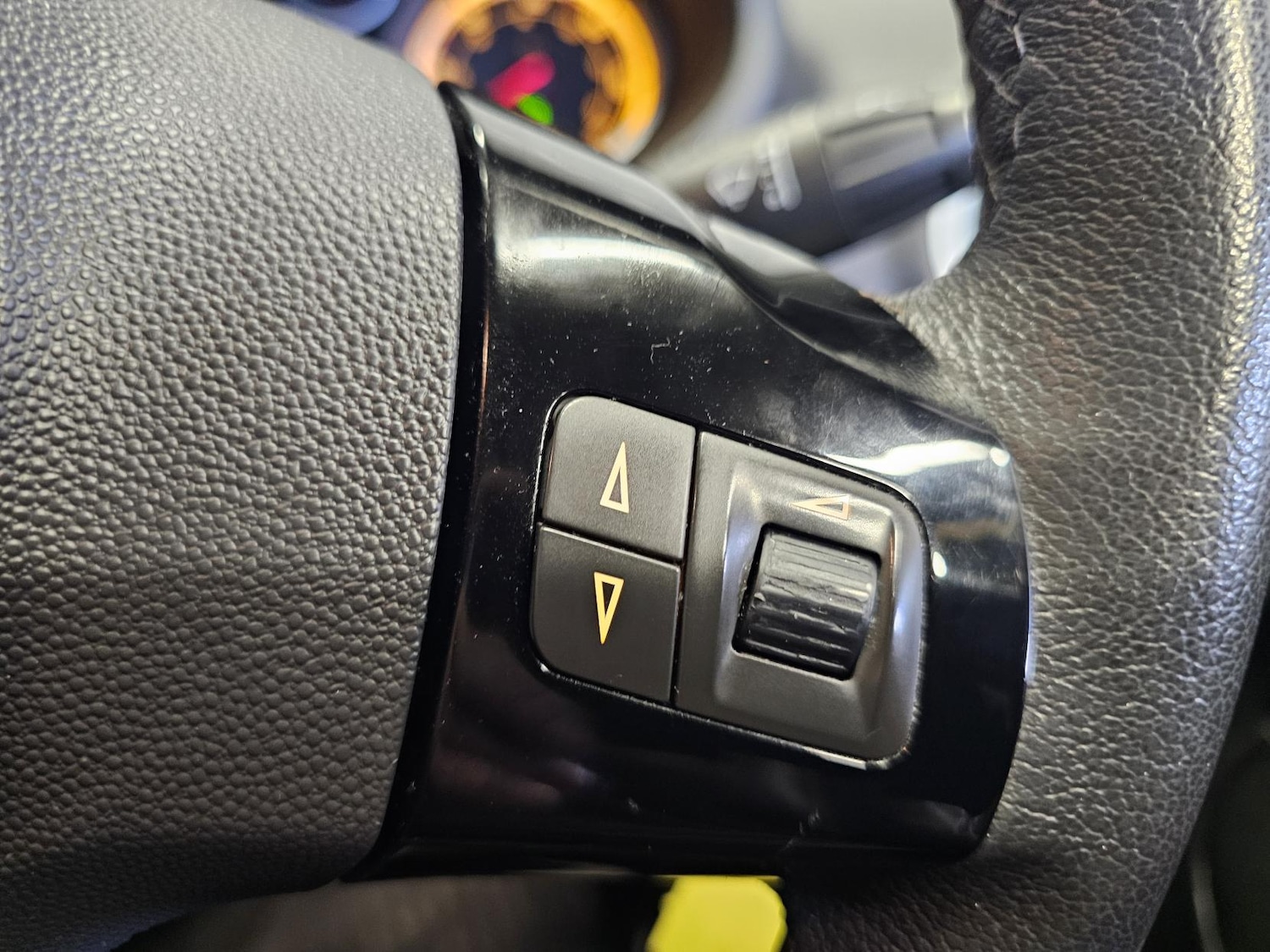 Used Vauxhall Corsa 2012 for sale - 77312483: Photo 8