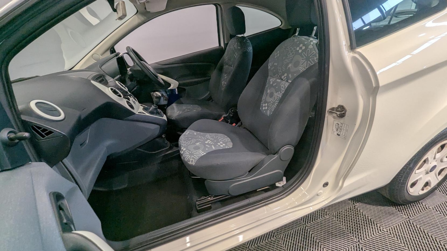 Vehicle 19