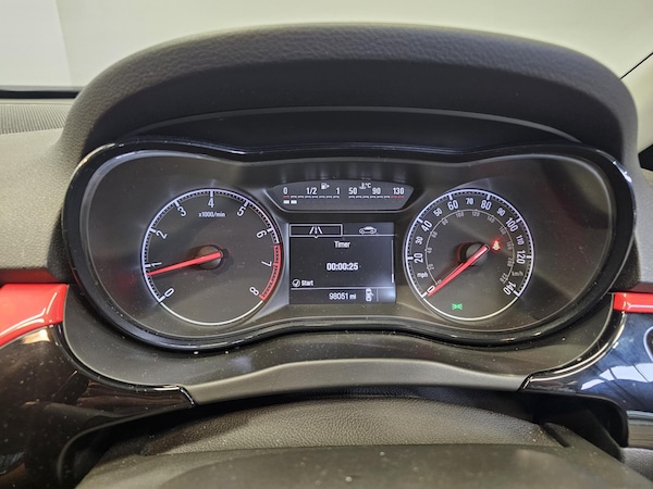 Used Vauxhall Corsa 2016 for sale - 76312652: Photo 7
