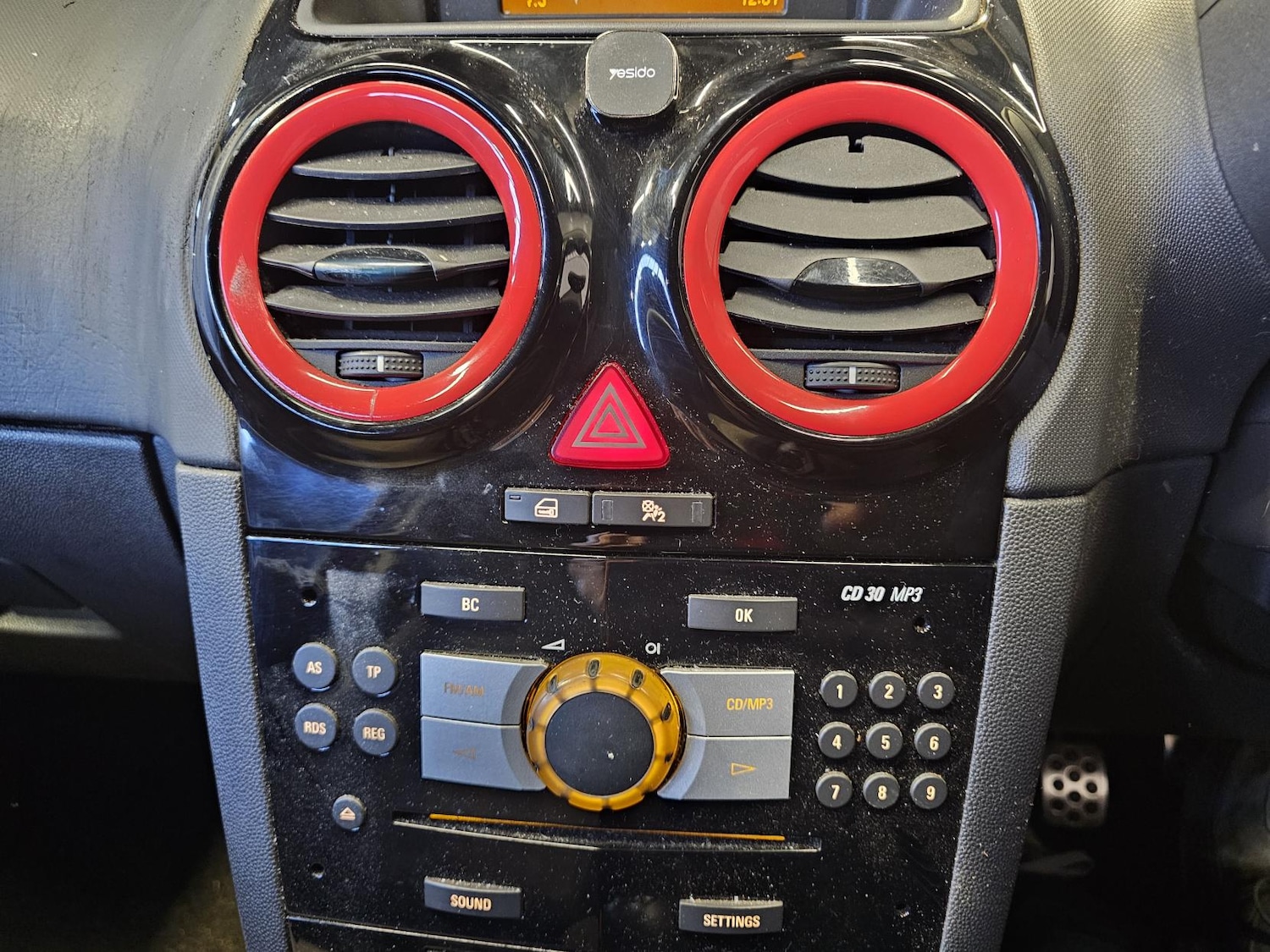 Used Vauxhall Corsa 2011 for sale - 77312463: Photo 11