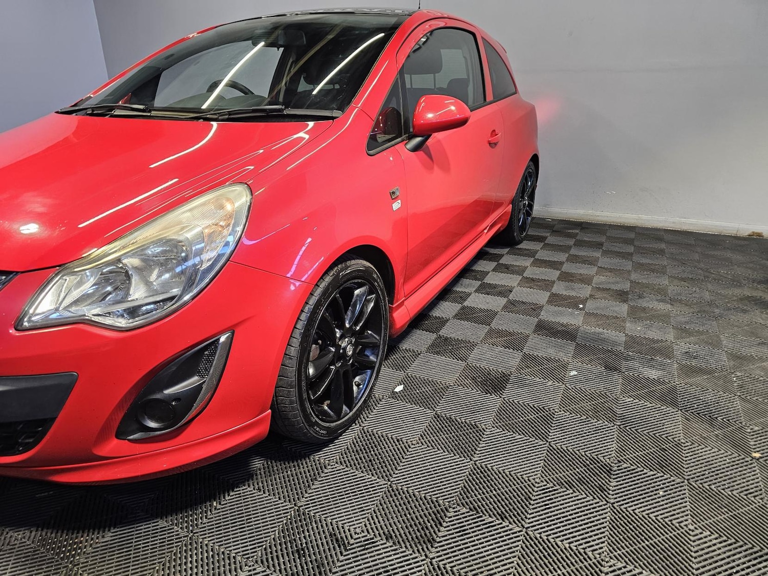 Used Vauxhall Corsa 2011 for sale - 77312463: Photo 3
