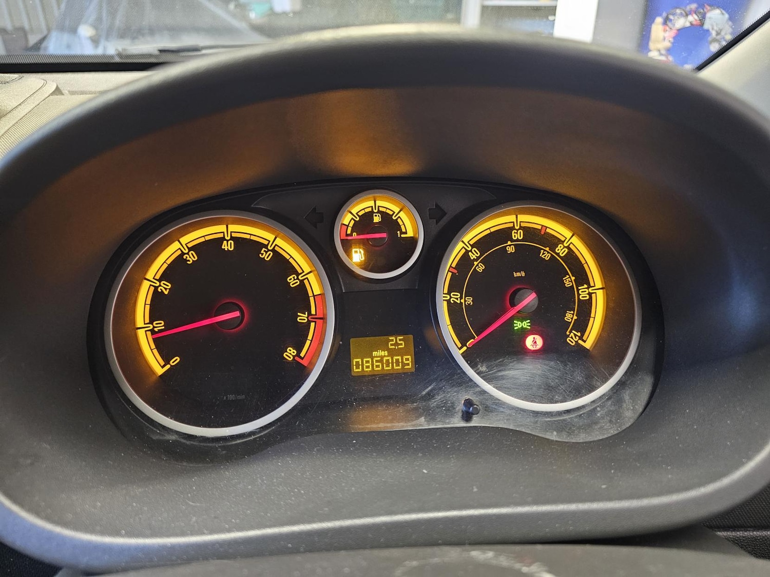 Used Vauxhall Corsa 2011 for sale - 77312463: Photo 6