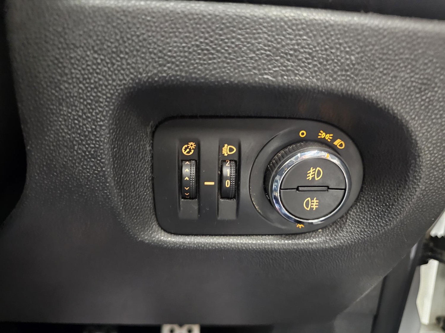 Used Vauxhall Corsa 2014 for sale - 76750285: Photo 18