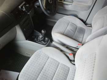 Used Volkswagen Golf 2001 for sale - 73208557: Photo