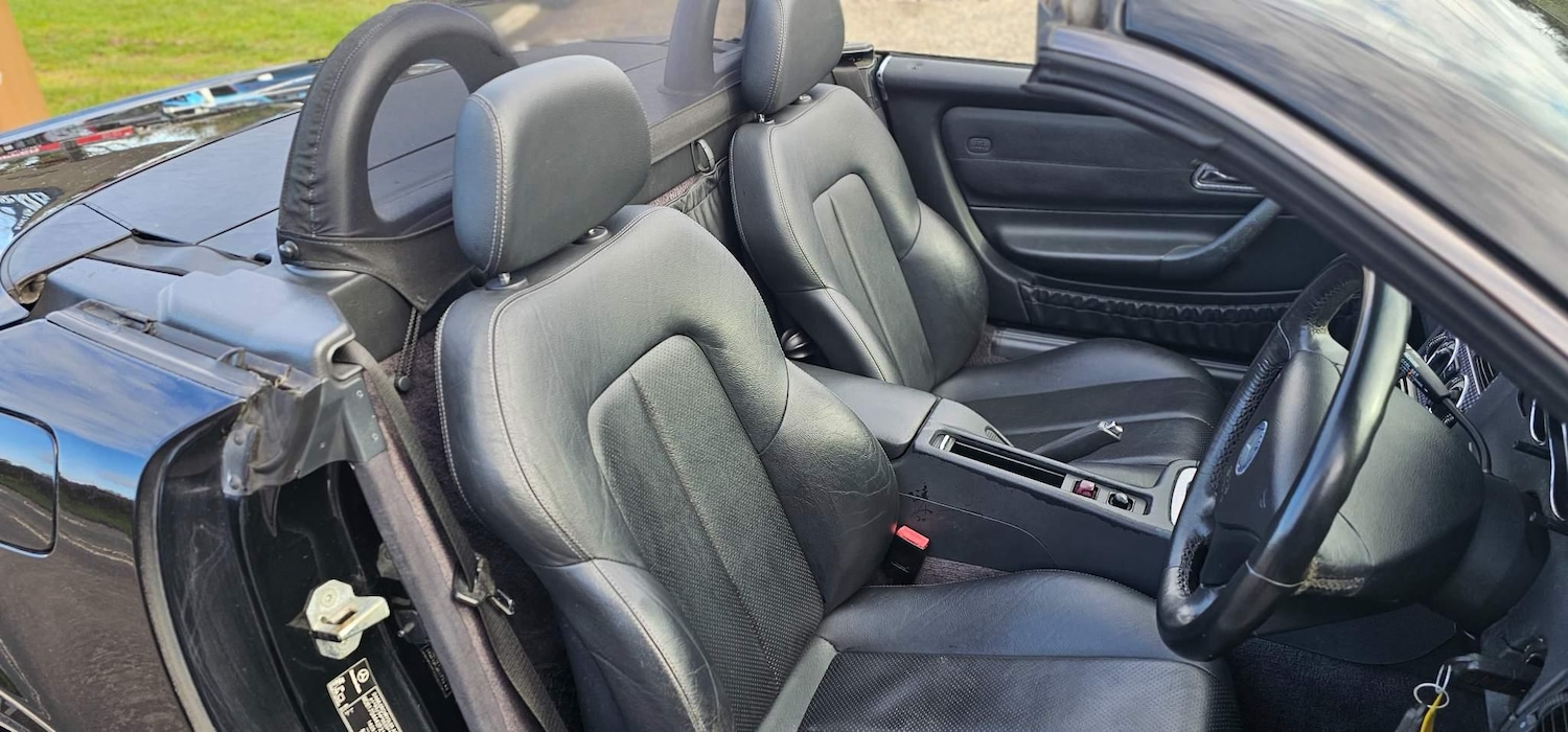 Used Mercedes-Benz SLK 2001 for sale - 78016030: Photo 8