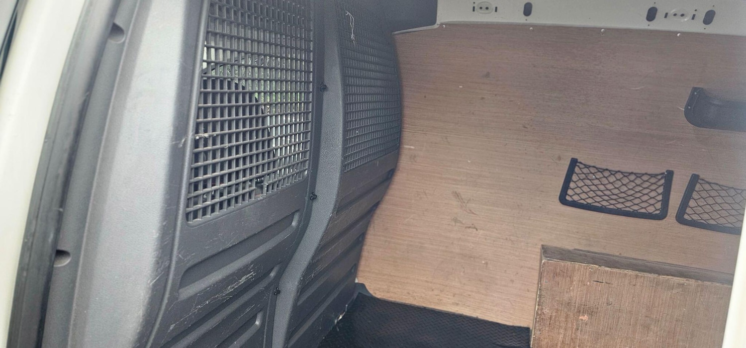 Used Volkswagen Caddy 2012 for sale - 76724093: Photo 14