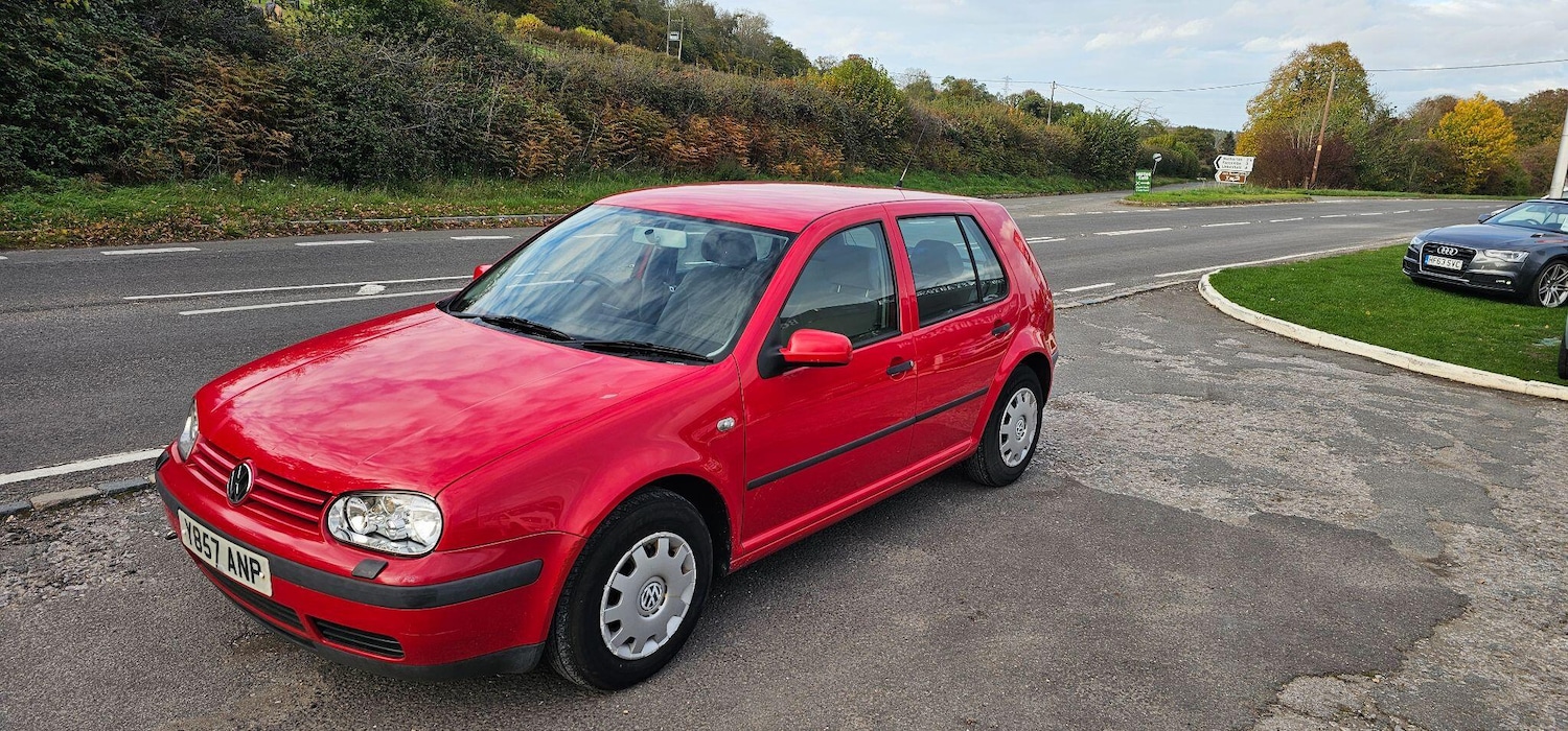 Used Volkswagen Golf 2001 for sale - 76386780: Photo 1