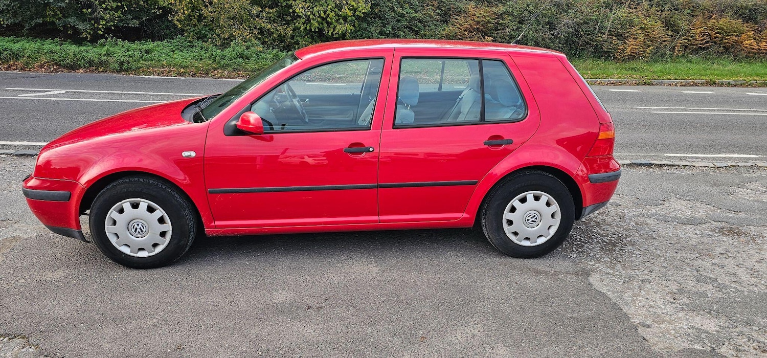 Used Volkswagen Golf 2001 for sale - 76386780: Photo 5
