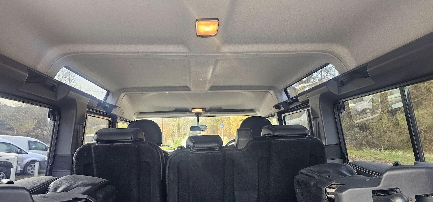 Used Land Rover Defender 110 2014 for sale - 77446311: Photo 21