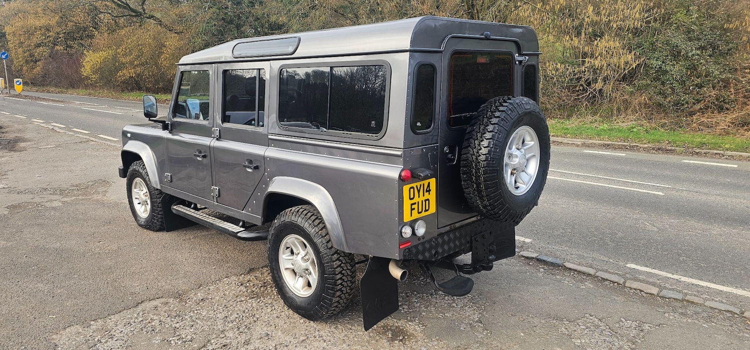 Used Land Rover Defender 110 2014 for sale - 77446311: Photo 25