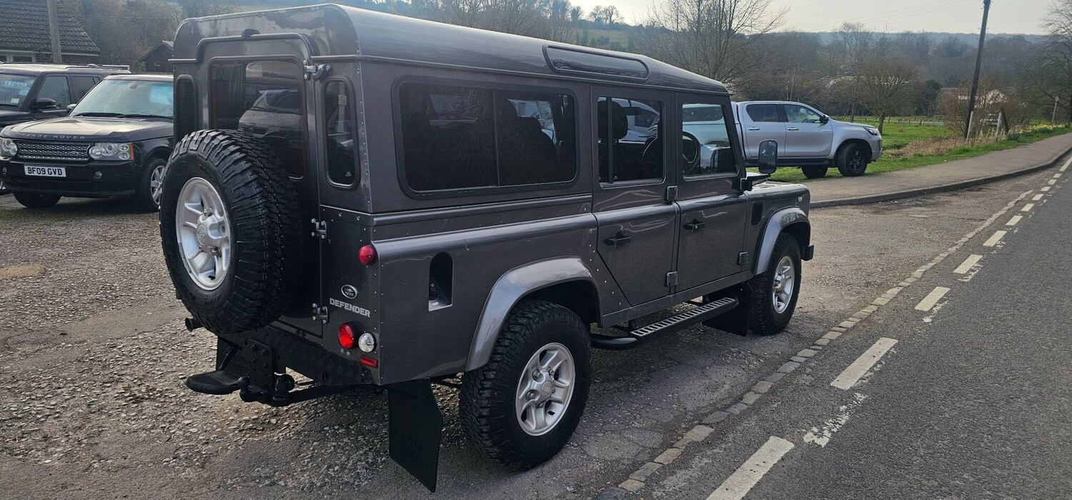 Used Land Rover Defender 110 2014 for sale - 77446311: Photo 27