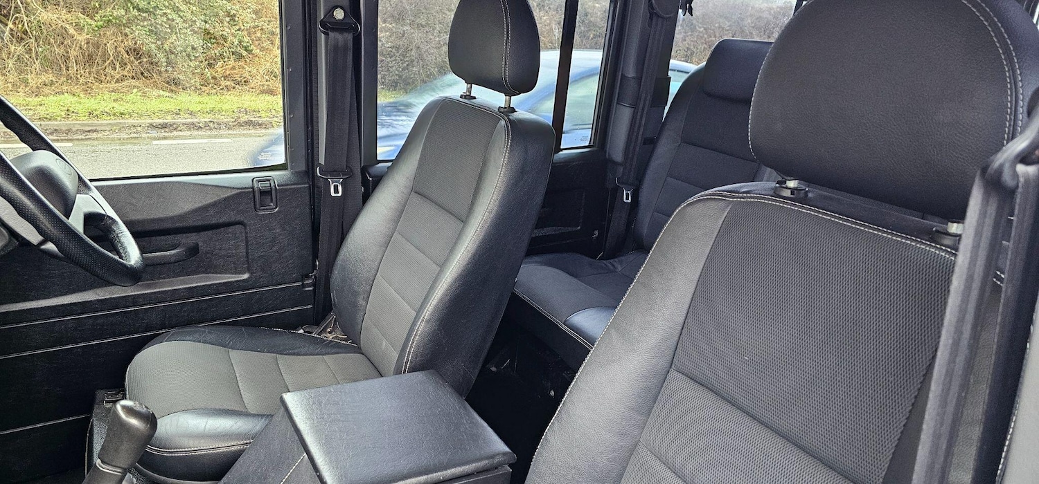 Used Land Rover Defender 110 2014 for sale - 77446311: Photo 9