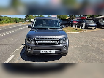 Used Land Rover Discovery 4 2015 for sale - 79351056: Photo