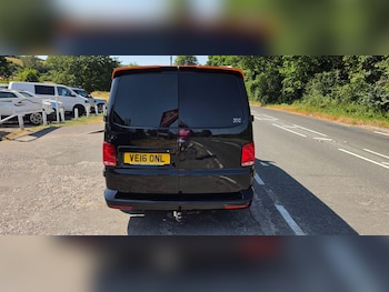 Used Volkswagen Transporter 2016 for sale - 79366730: Photo