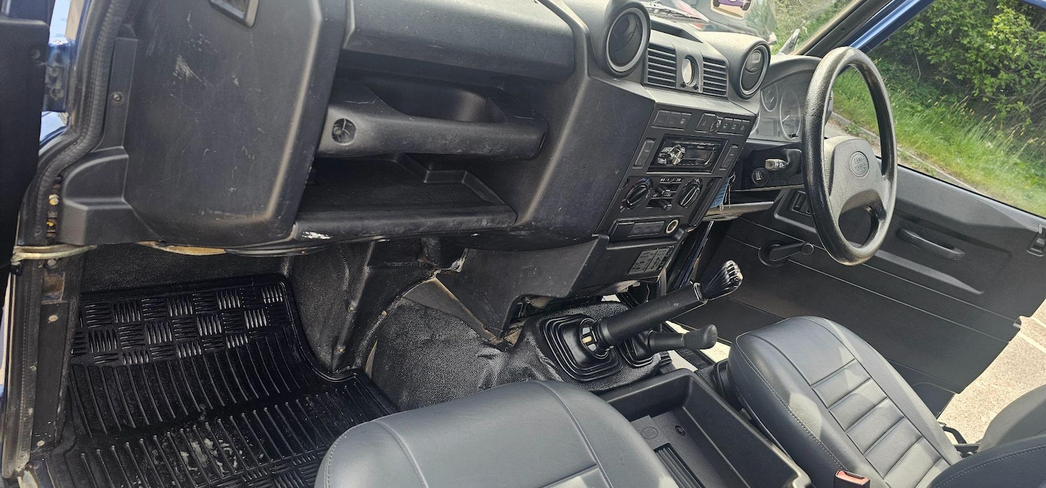 Used Land Rover Defender 2007 for sale - 77654111: Photo 17