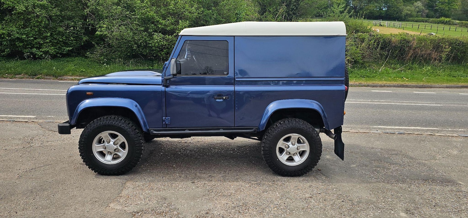 Used Land Rover Defender 2007 for sale - 77654111: Photo 4