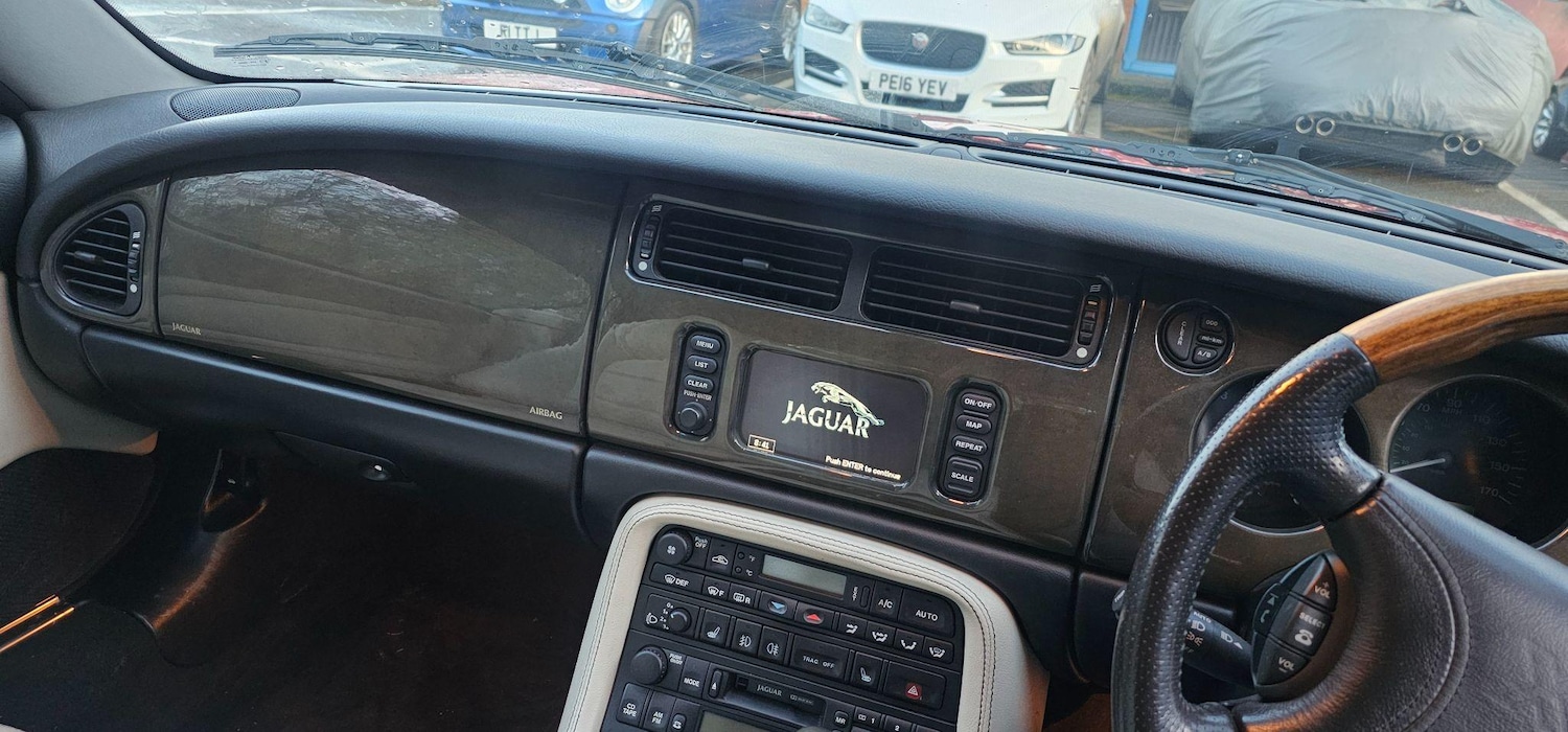 Used Jaguar XK8 2000 for sale - 76670485: Photo 4